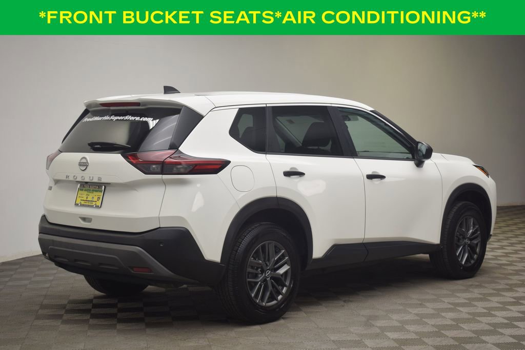 Used 2022 Nissan Rogue S image 8