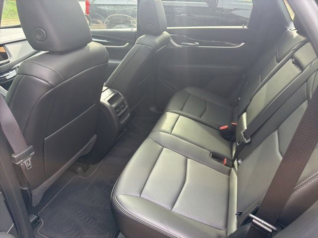 Used 2023 Cadillac XT5 Premium Luxury AWD/4WD image 17
