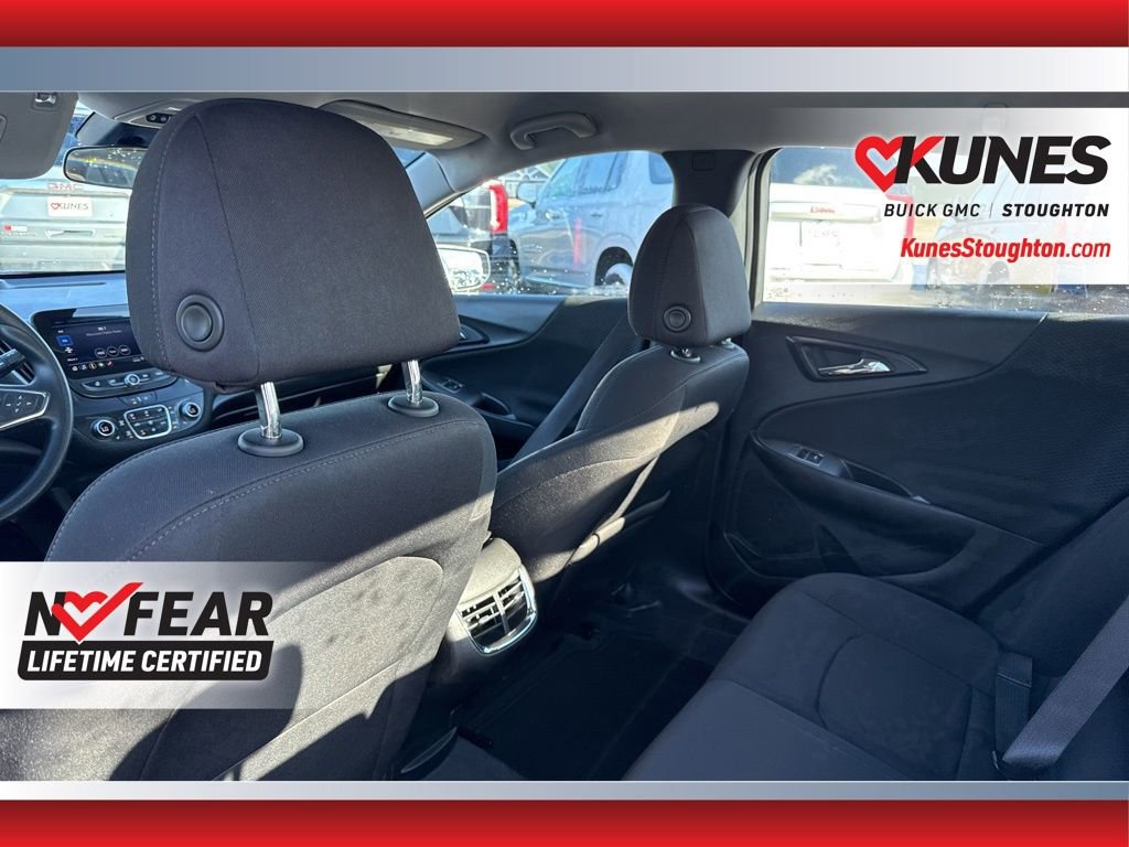Used 2024 Chevrolet Malibu LT image 32