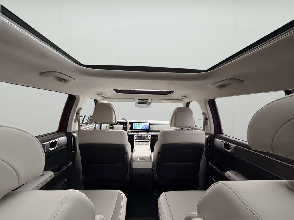 Used 2025 Hyundai Santa Fe Calligraphy image 30