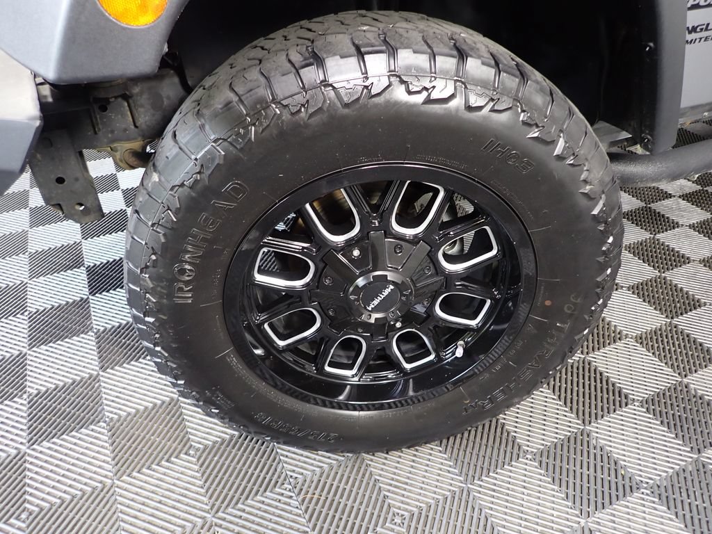 Used 2016 Jeep Wrangler Unlimited Sport AWD/4WD image 34