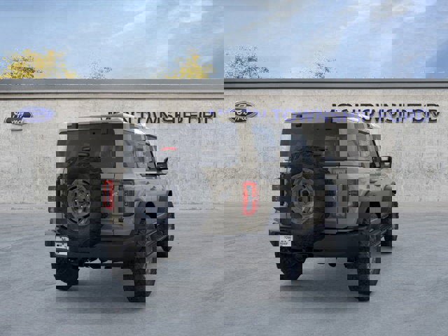 New 2025 Ford Bronco Outer Banks w/ Sasquatch Package image 8