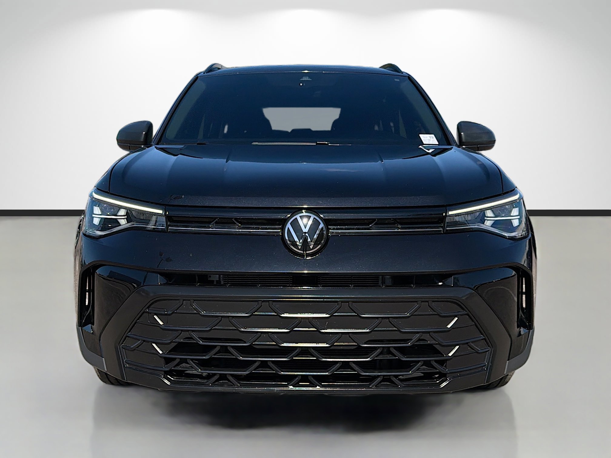 Used 2025 Volkswagen Taos S image 8