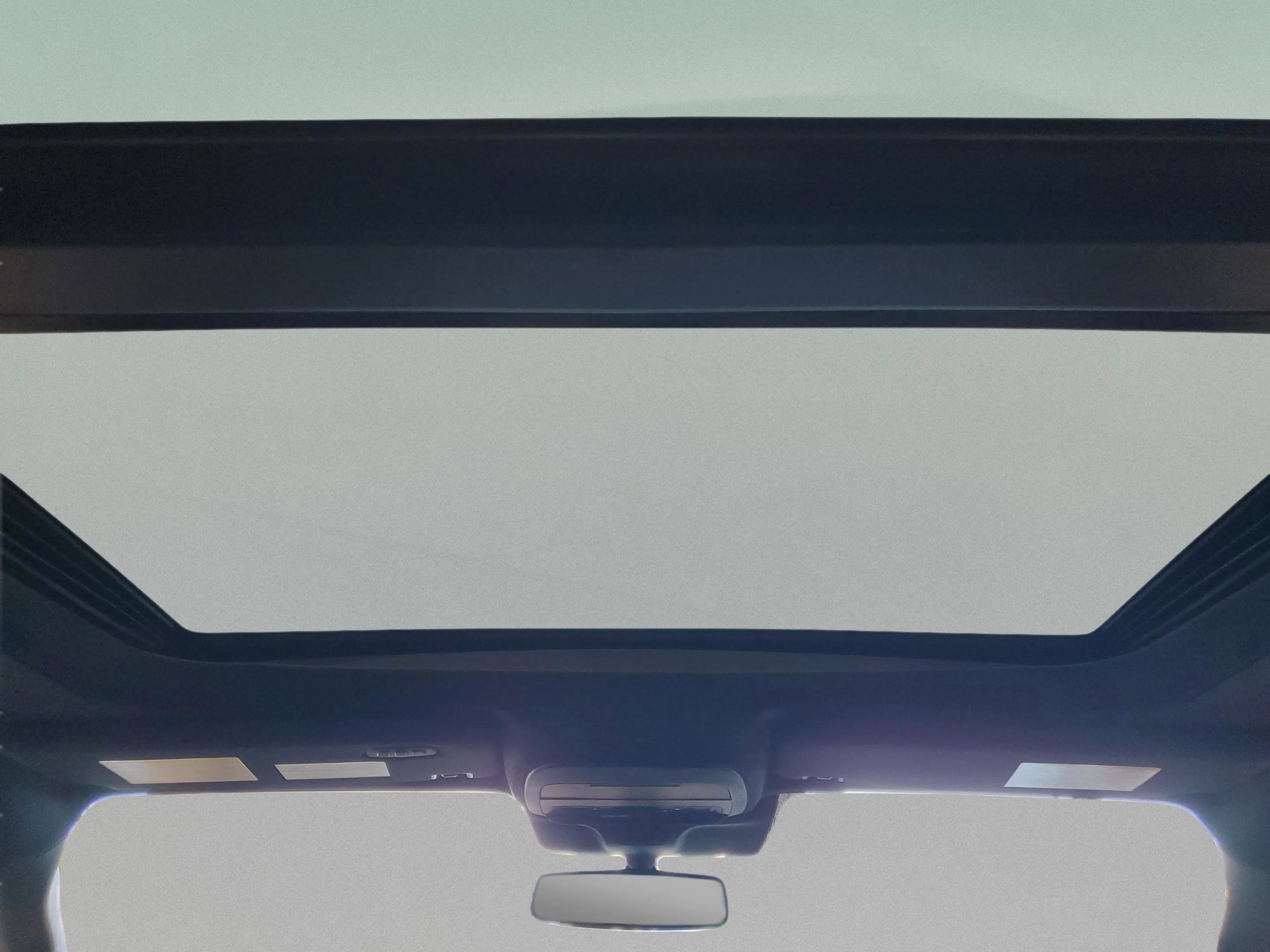 New 2025 Ford Expedition Platinum w/ Stealth Performance Package image 29