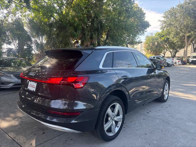 Used 2019 Audi e-tron Premium Plus AWD/4WD image 7
