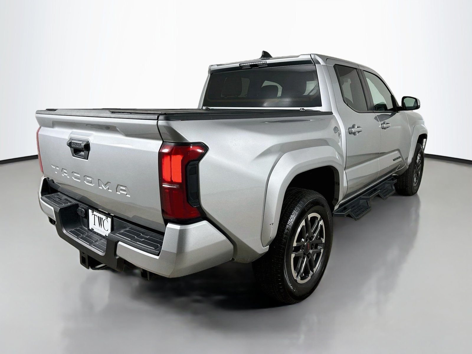Used 2026 Toyota Tacoma TRD Sport AWD/4WD image 5