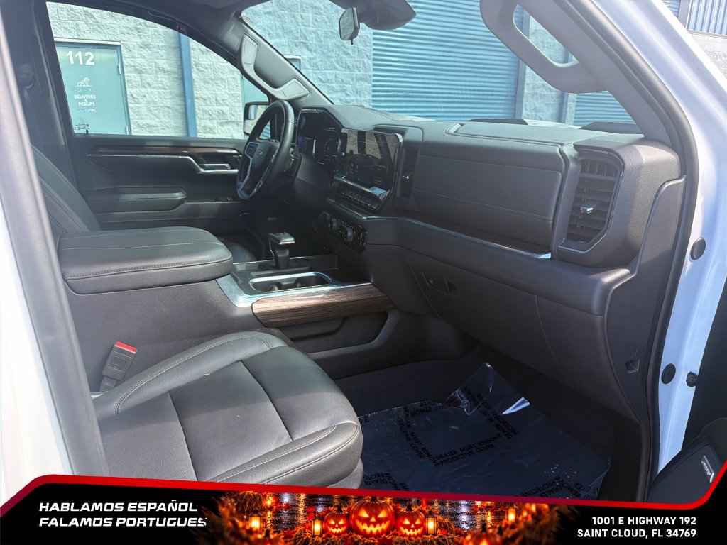 Used 2024 Chevrolet Silverado 1500 LT Trail Boss AWD/4WD image 31