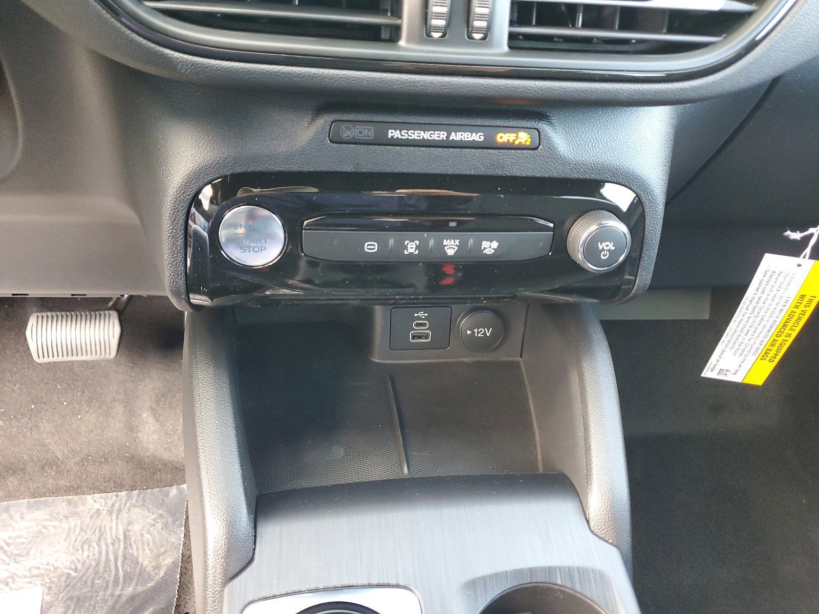 New 2025 Ford Escape ST-Line w/ Equipment Group 301A image 17