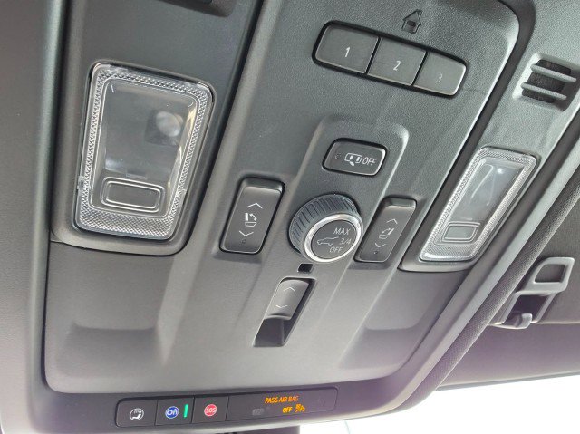 Used 2024 Chevrolet Tahoe High Country w/ Advanced Technology Package image 54