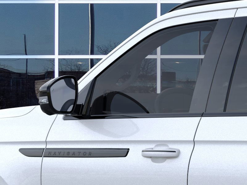 New 2026 Lincoln Navigator Reserve w/ Jet Appearance Package AWD/4WD image 20