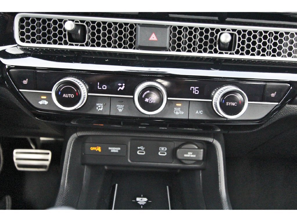 Used 2025 Honda Civic Sport image 28