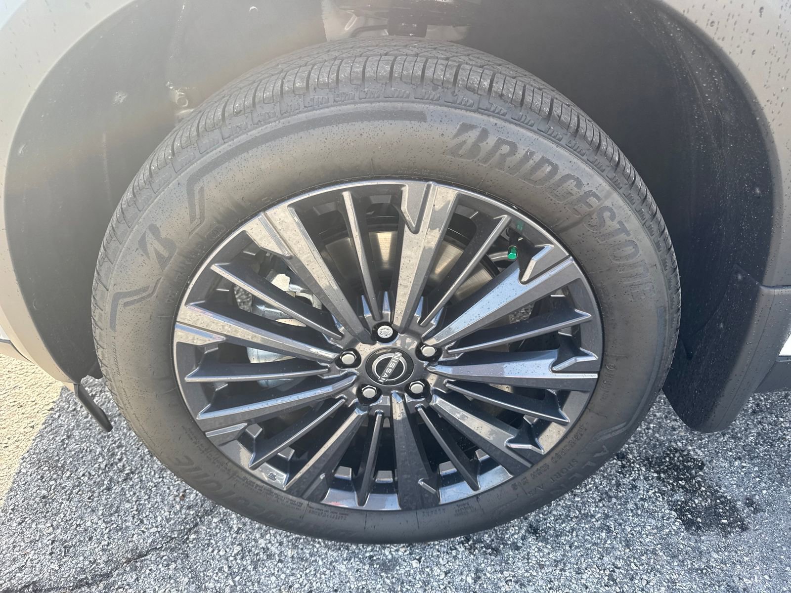 New 2026 Nissan Pathfinder SL FWD image 11