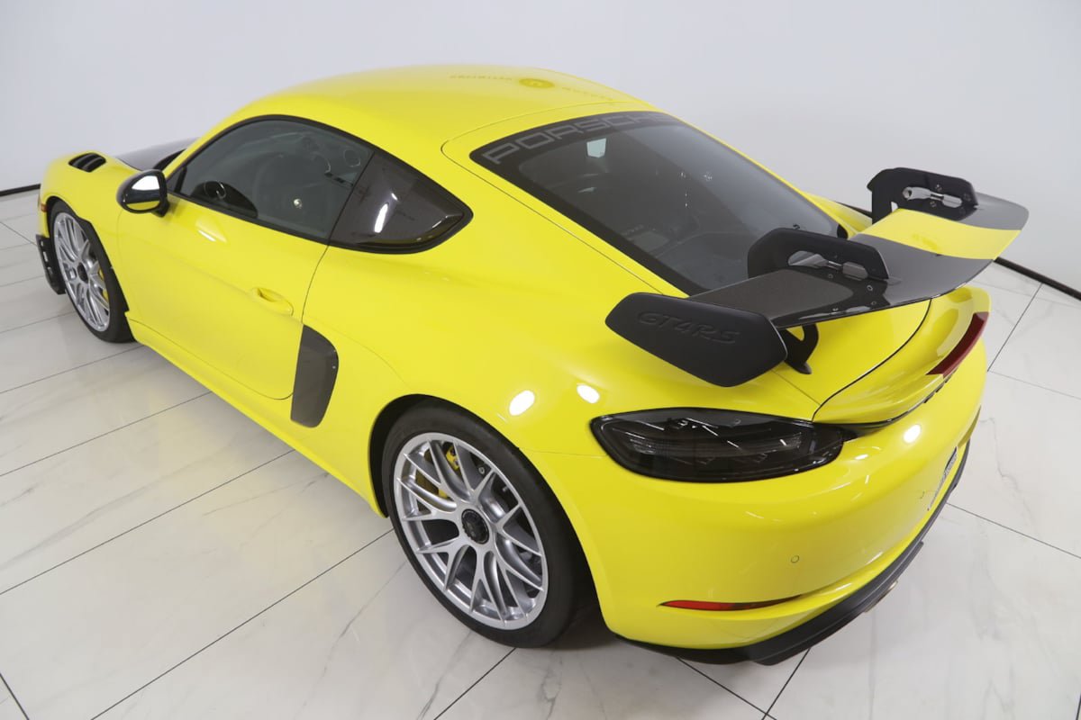 Used 2025 Porsche 718 Cayman GT4 RS w/ Weissach Package RWD image 33