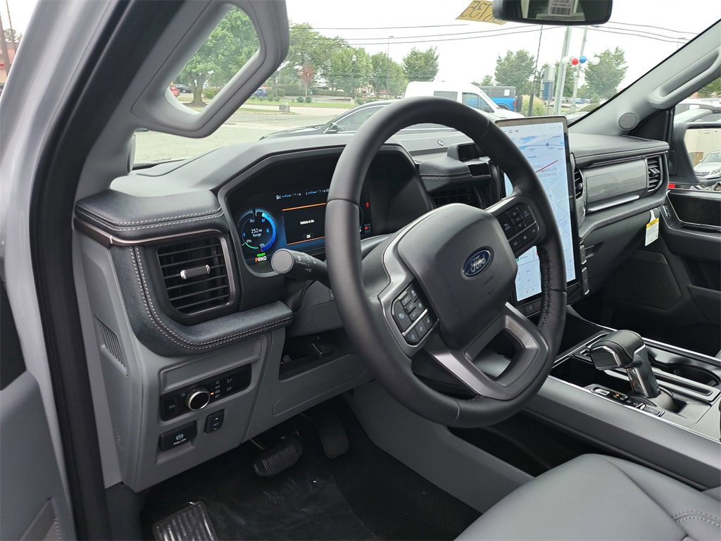 New 2025 Ford F150 Lightning Flash image 7