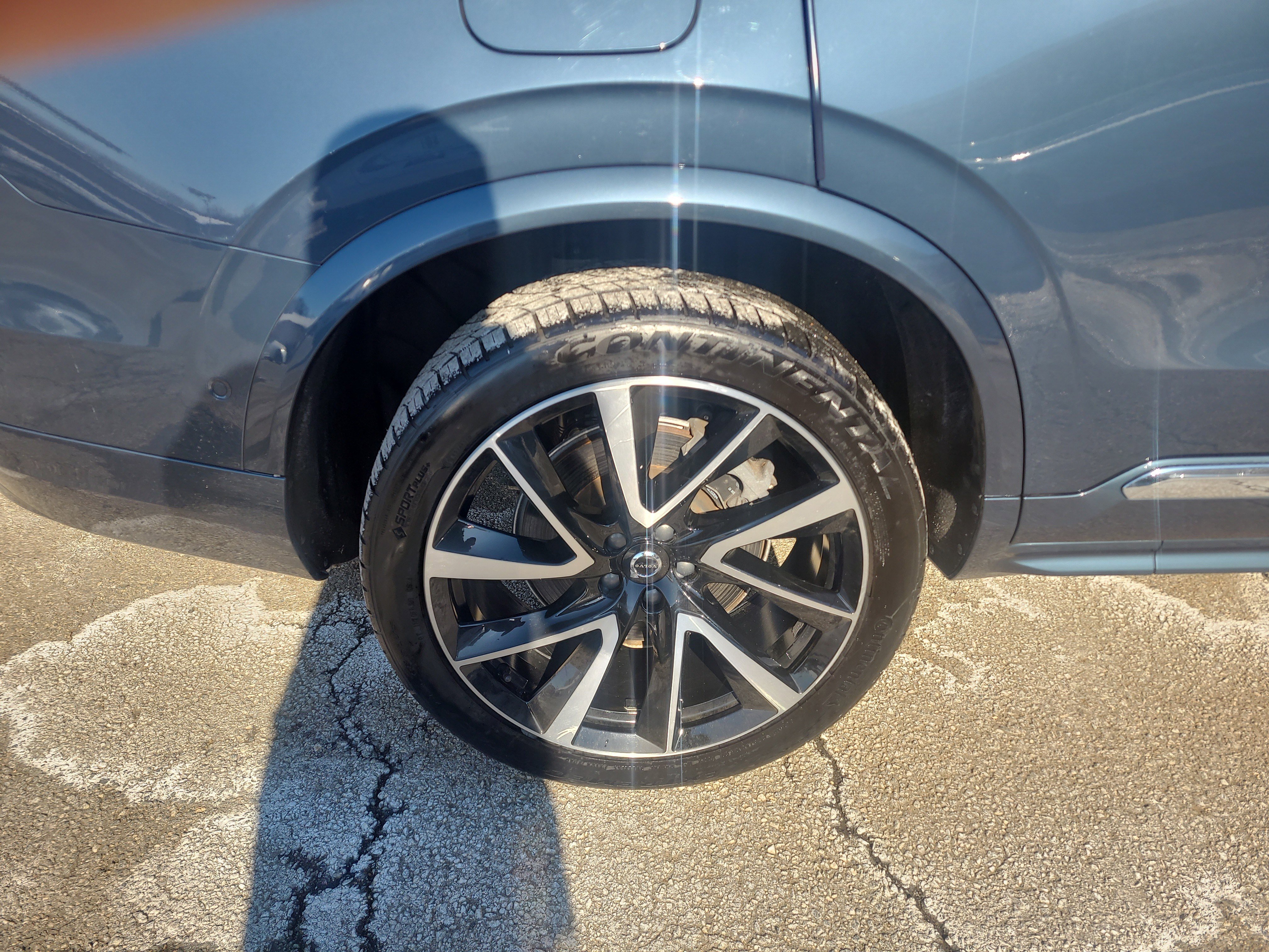 Used 2024 Volvo XC90 B6 Ultimate w/ Protection Package Premier image 12