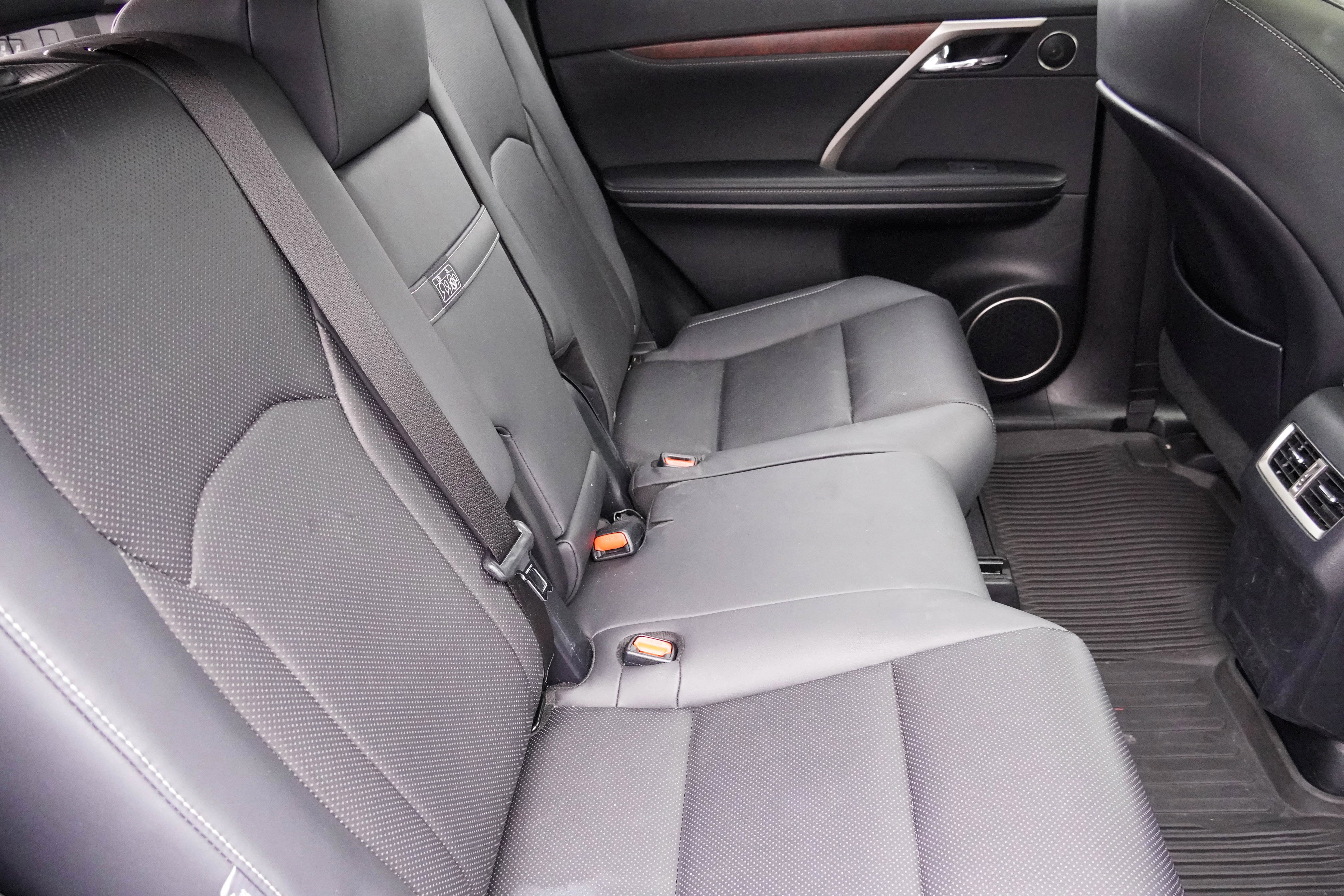 Used 2022 Lexus RX 350L 350L w/ Premium Package image 35