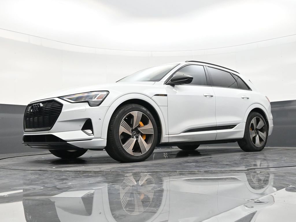 Used 2023 Audi e-tron Premium Plus w/ Premium Plus Package image 20