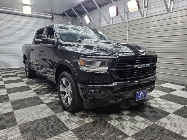 Used 2019 RAM 1500 Laramie w/ Sport Appearance Package AWD/4WD image 4