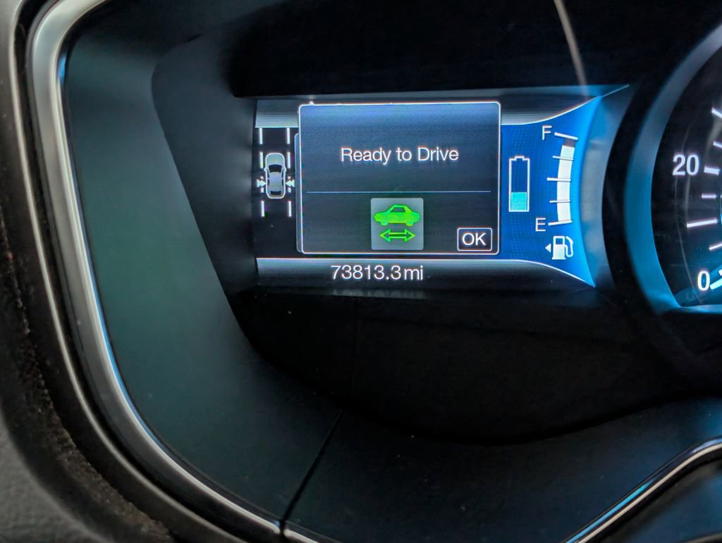 Used 2018 Ford Fusion SE w/ Equipment Group 602A FWD image 21