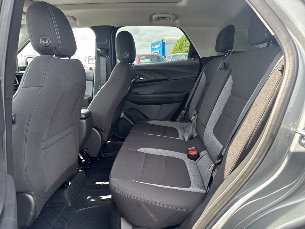 New 2026 Chevrolet TrailBlazer LT w/ Convenience Package FWD image 12