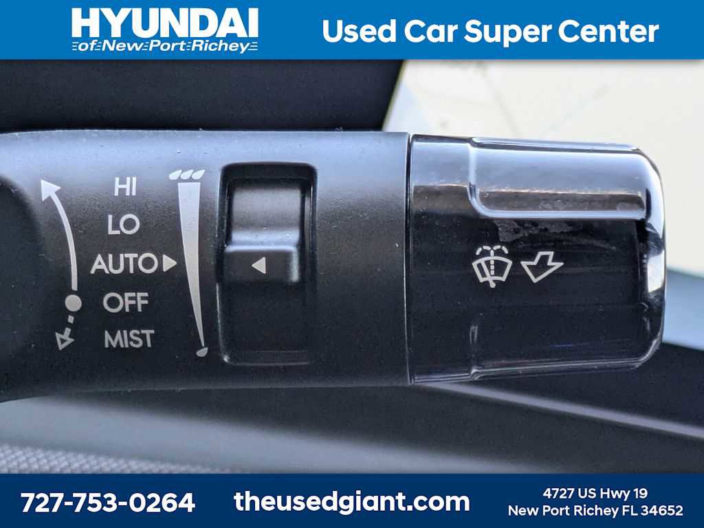 Used 2025 Hyundai Santa Cruz Limited image 38