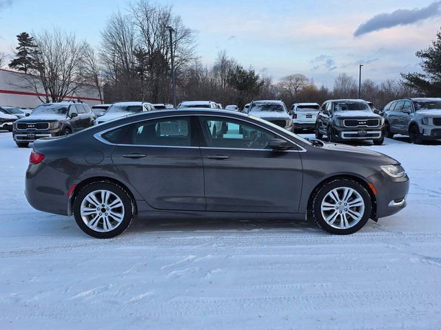 Used 2015 Chrysler 200 Limited w/ Convenience Group image 9