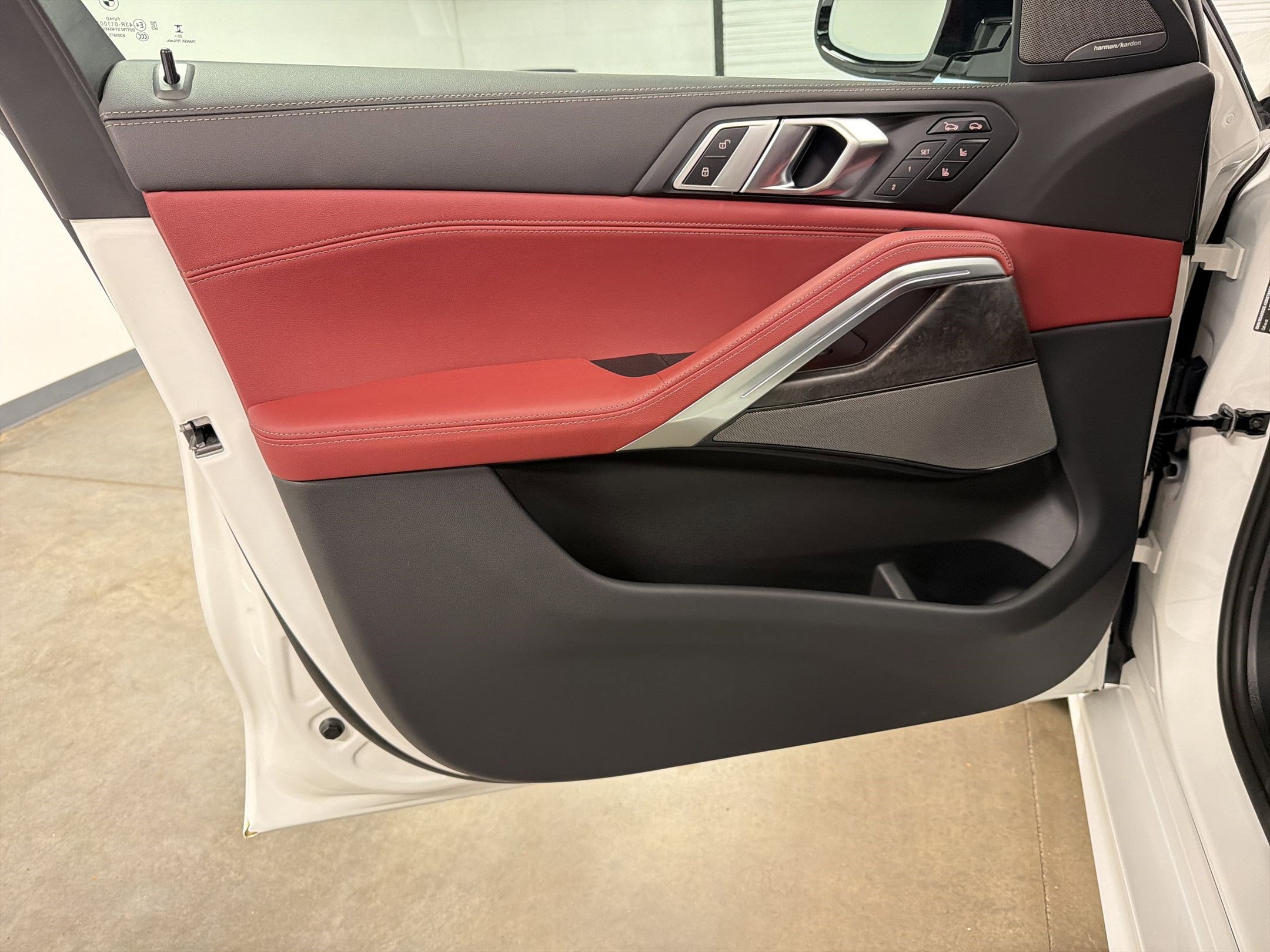 New 2027 BMW X6 xDrive40i AWD/4WD image 12