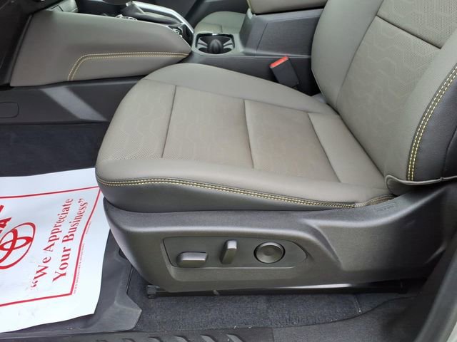 Used 2025 Chevrolet Colorado ZR2 w/ Technology Package image 13