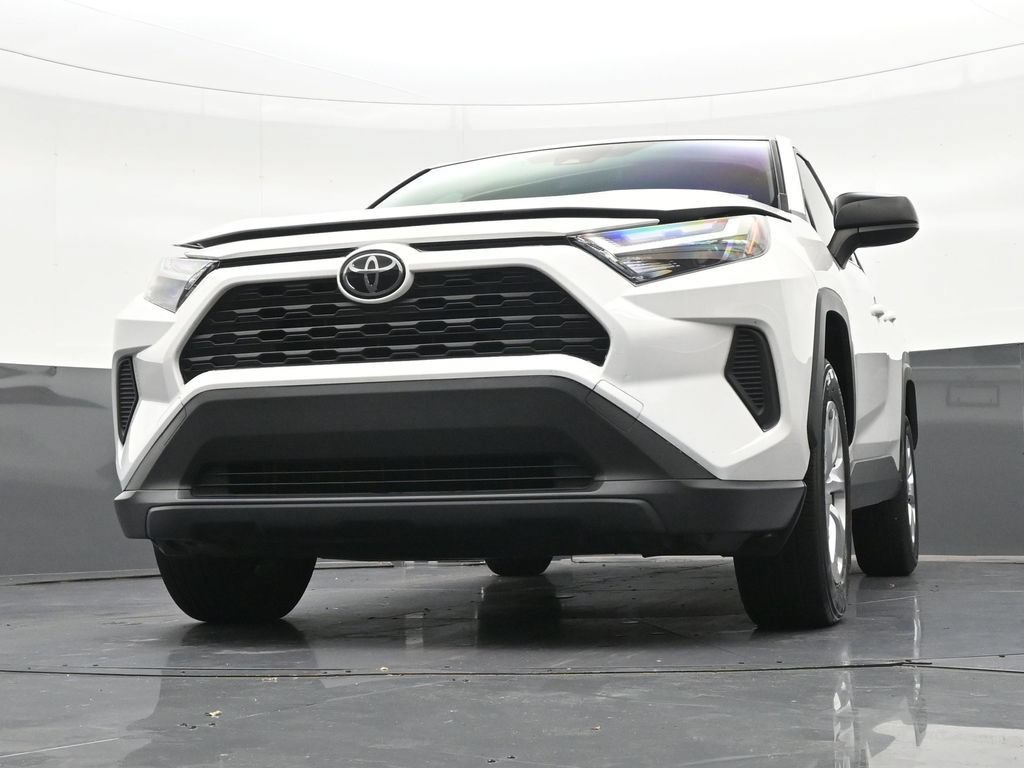 Used 2023 Toyota RAV4 LE FWD image 25