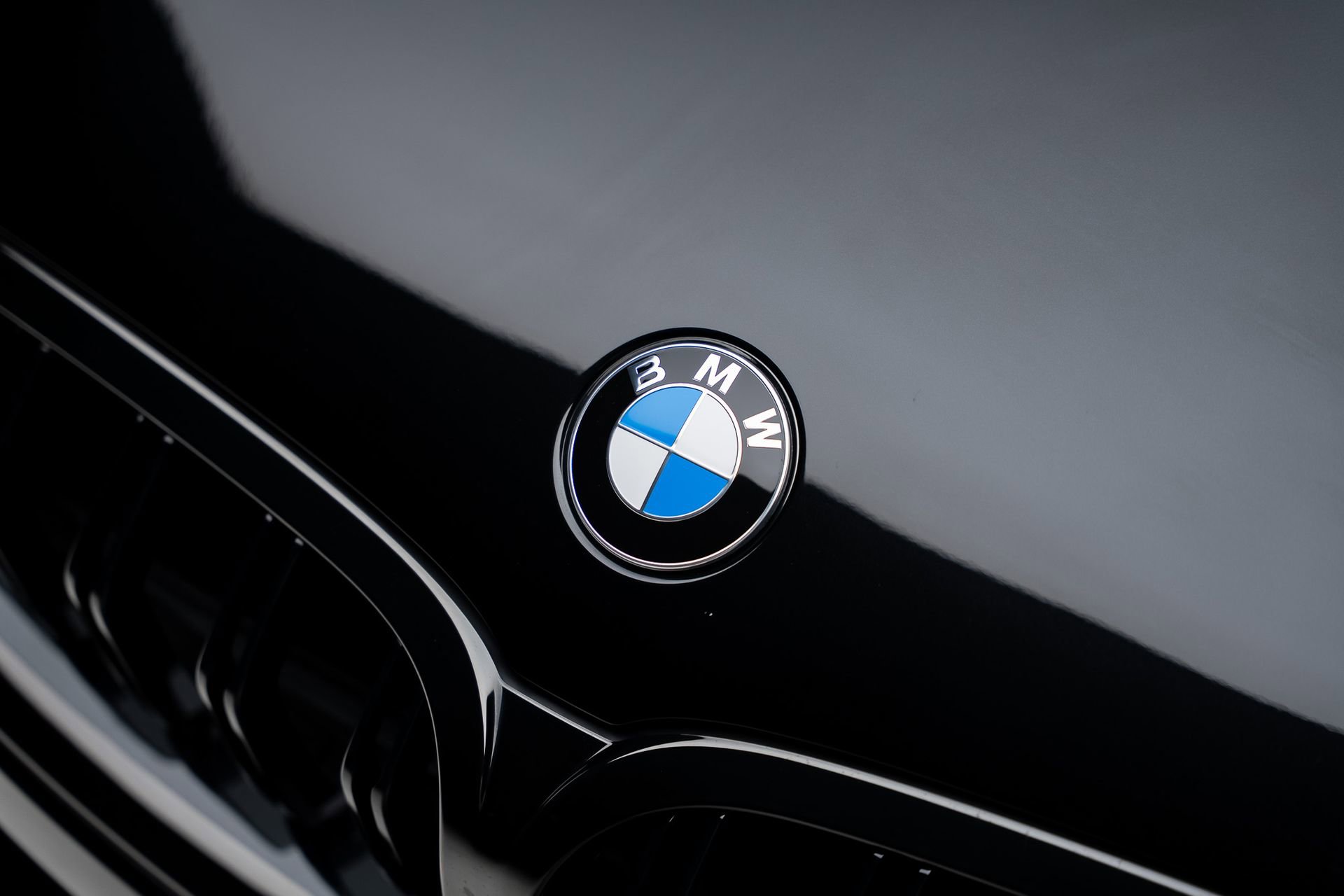 Used 2024 BMW M8 Competition image 15