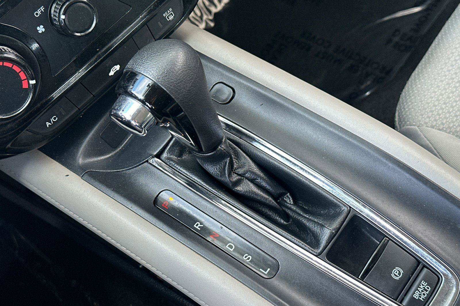 Certified 2022 Honda HR-V LX image 20