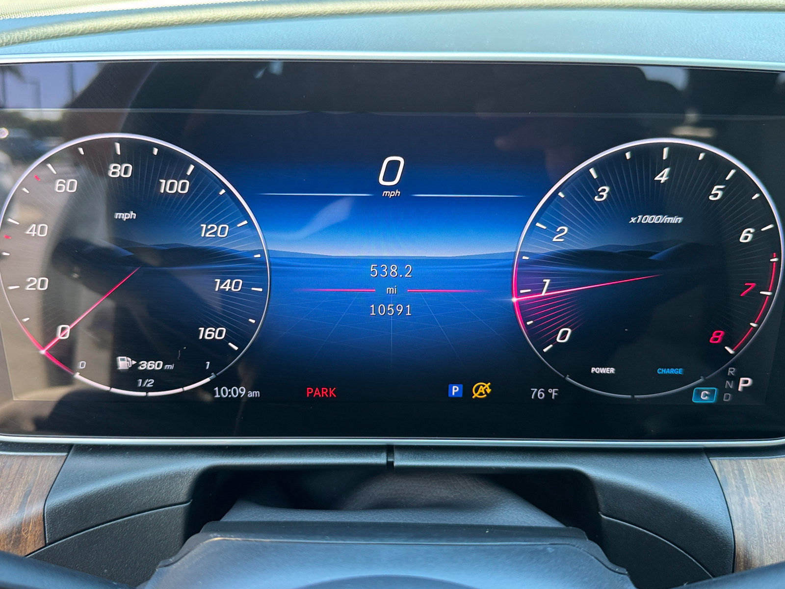 Used 2025 Mercedes-Benz C 300 Sedan image 26
