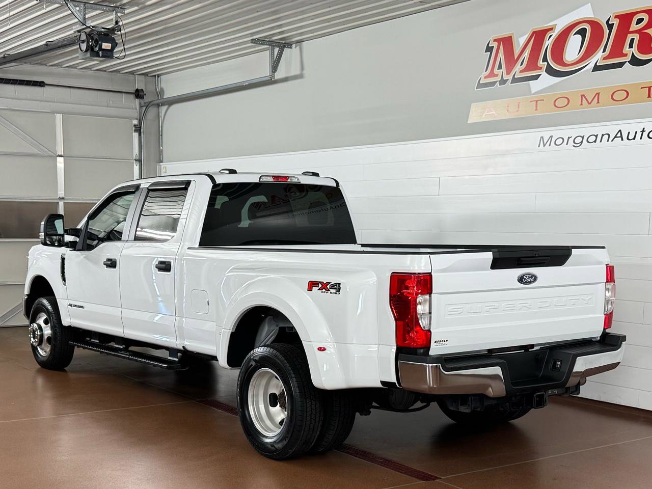 Used 2022 Ford F350 XL w/ STX Appearance Package AWD/4WD image 6
