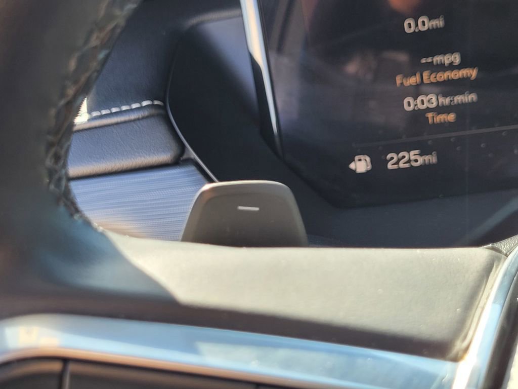 Used 2024 GMC Acadia Elevation image 26