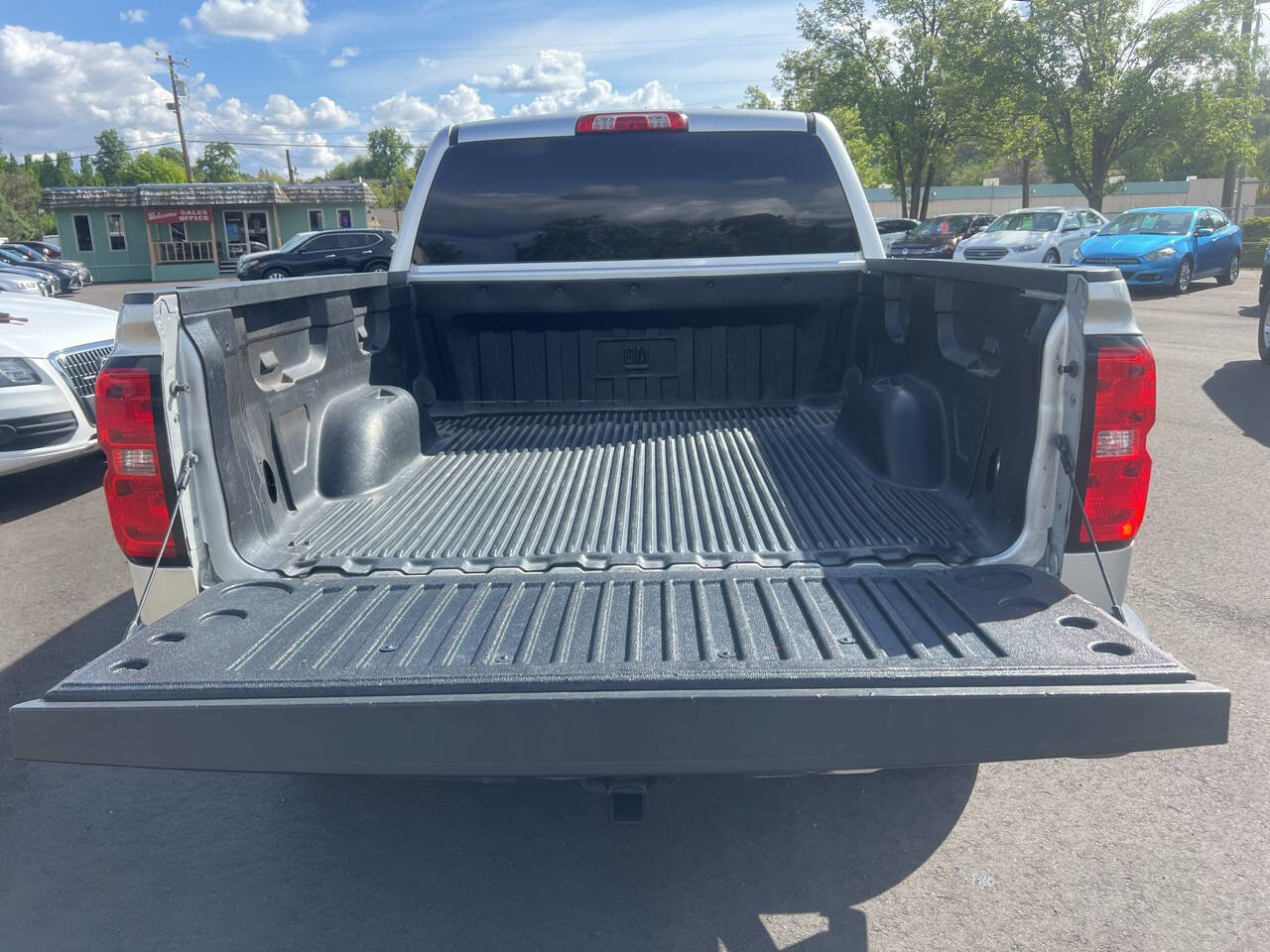 Used 2017 Chevrolet Silverado 1500 LT w/ All Star Edition image 14