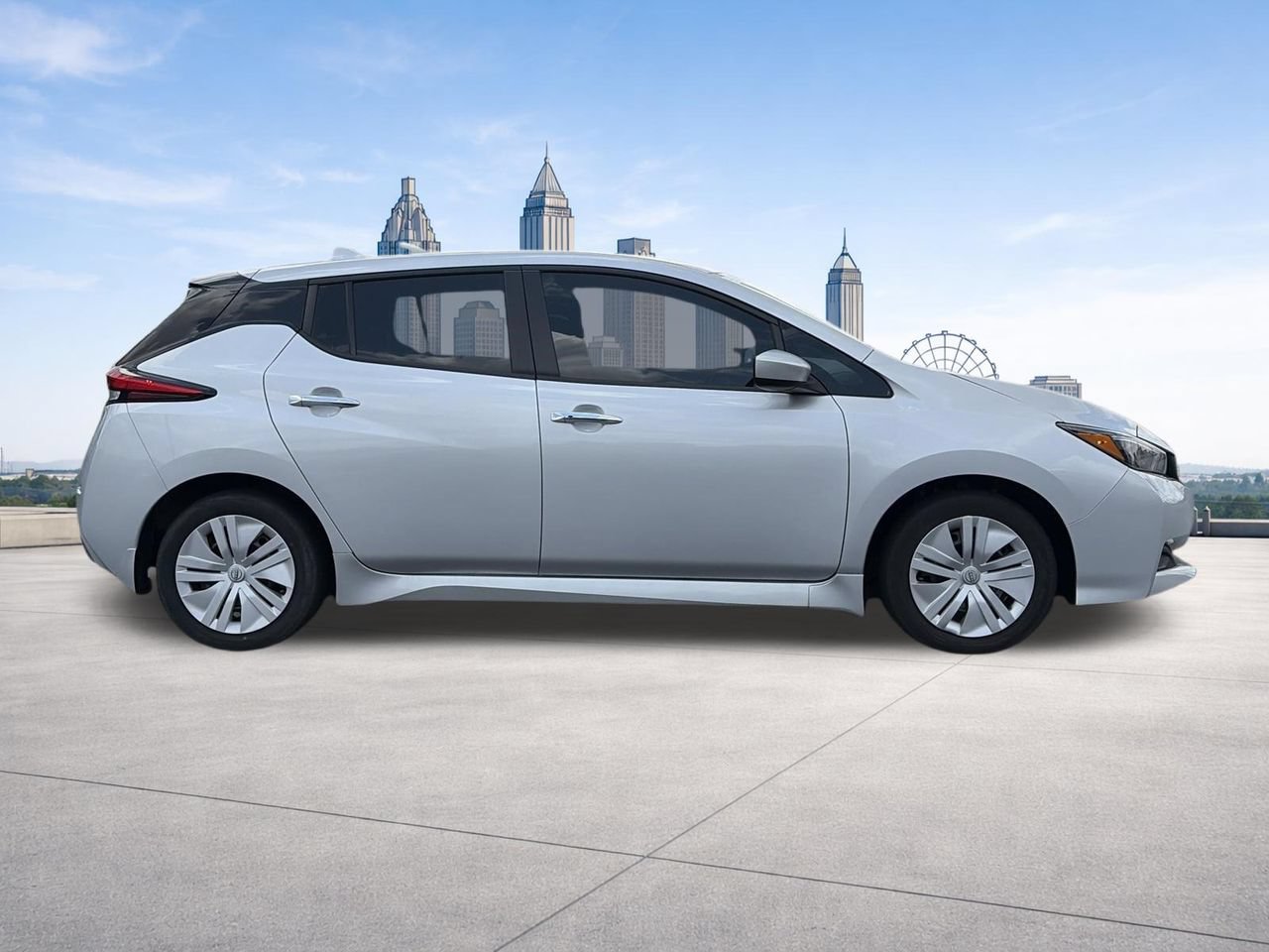 Used 2023 Nissan Leaf S FWD image 23