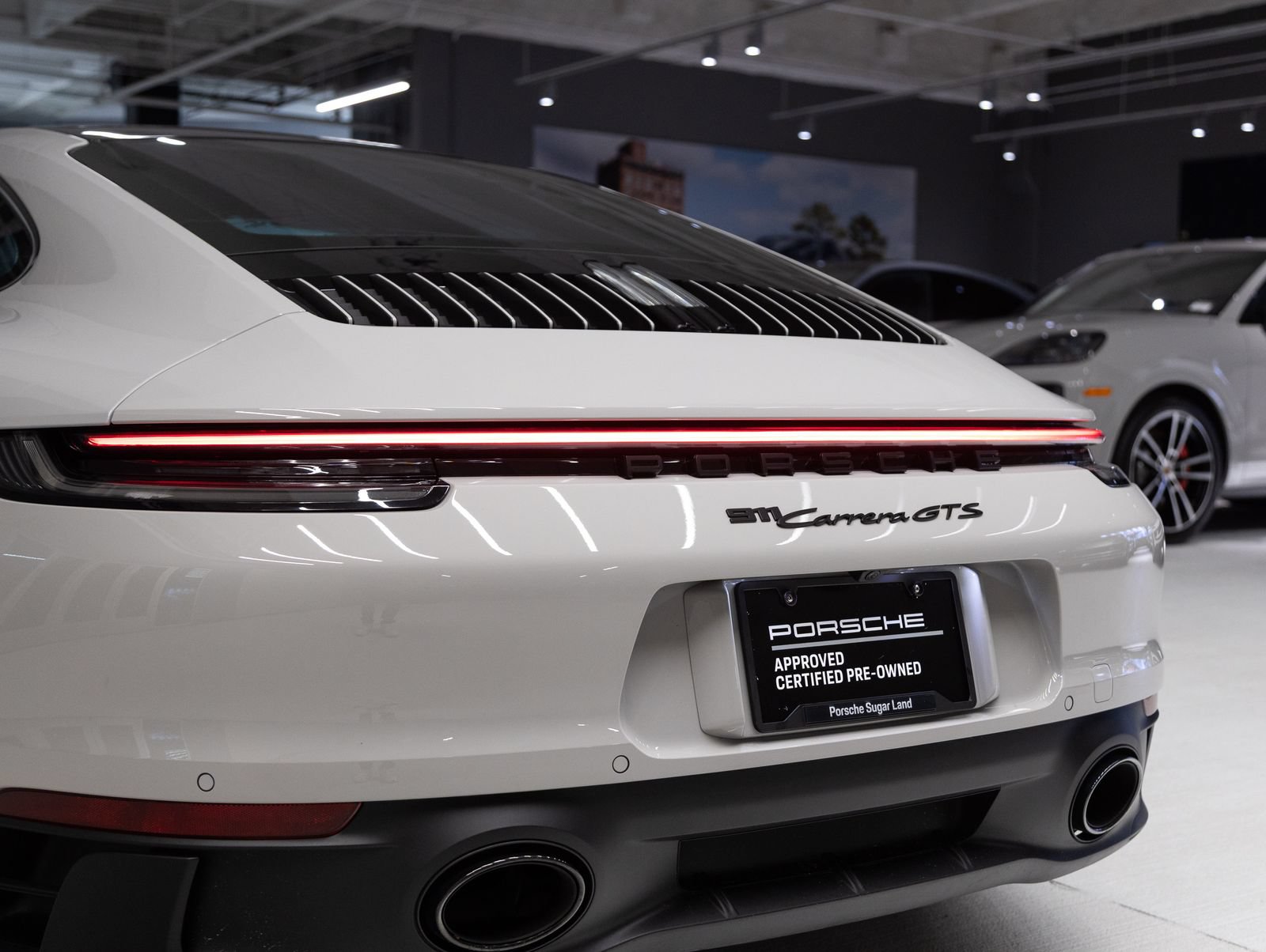 Certified 2024 Porsche 911 Carrera GTS RWD image 31