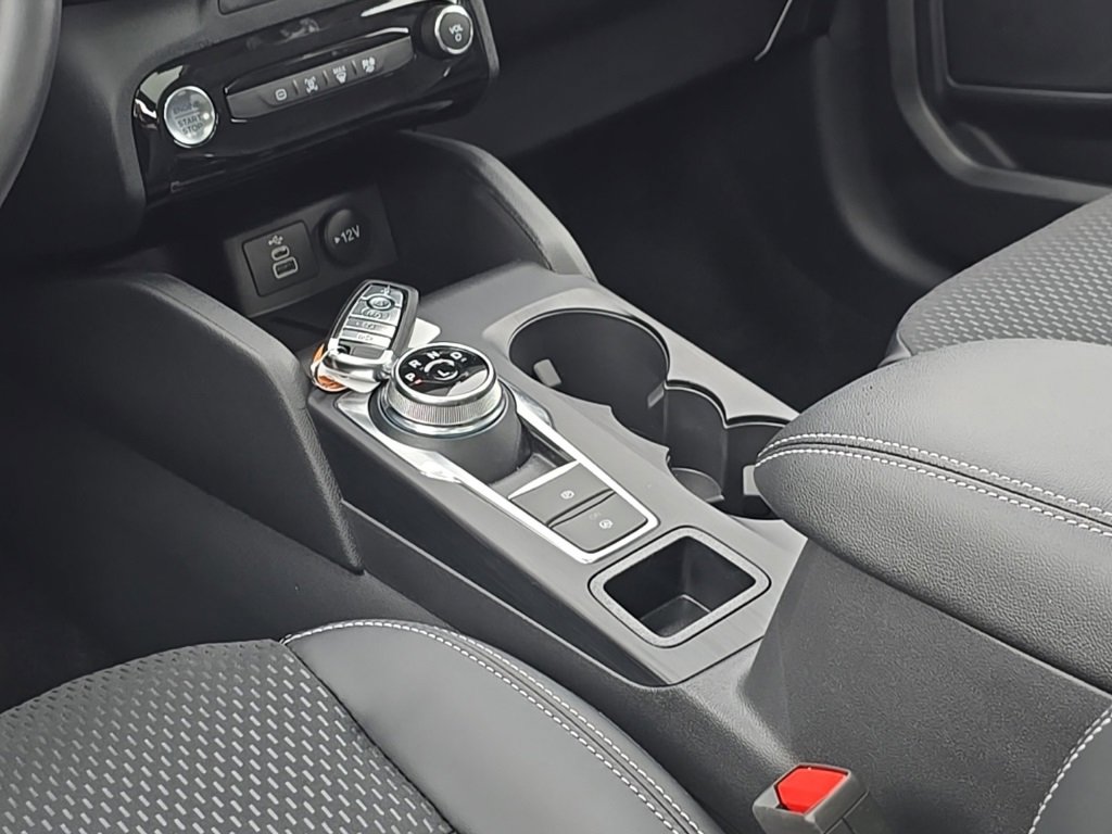 New 2026 Ford Escape SE image 14