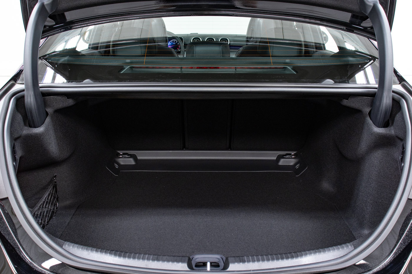 Used 2025 Mercedes-Benz C 300 4MATIC Sedan image 10