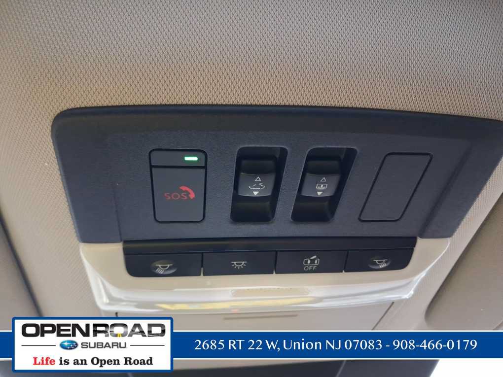Used 2022 Nissan Pathfinder Platinum w/ Cargo Package AWD/4WD image 31