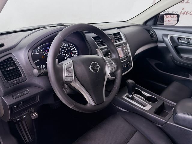 Used 2017 Nissan Altima 2.5 SR w/ Midnight Edition Package FWD image 10