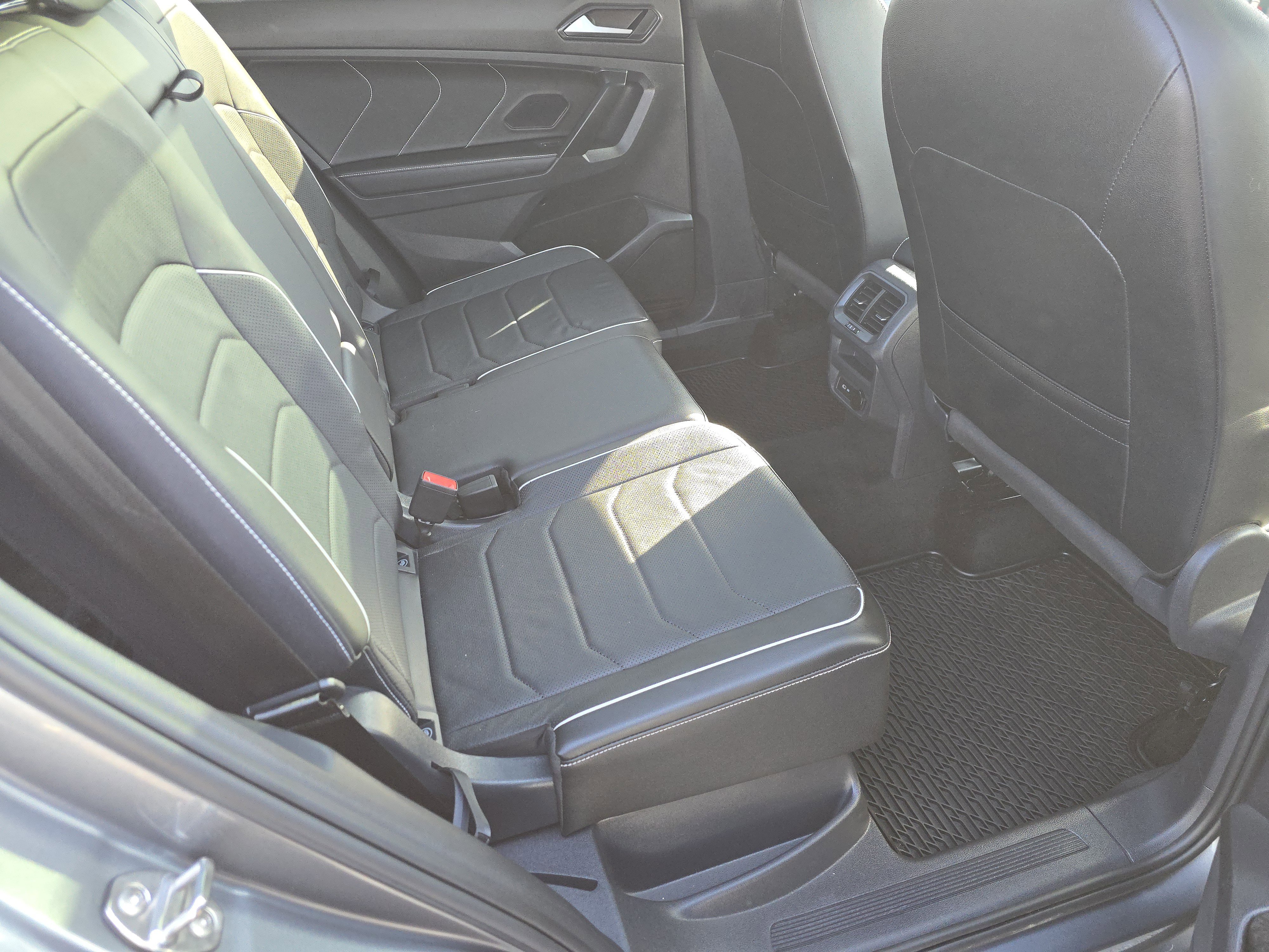 Certified 2023 Volkswagen Tiguan SEL R-Line AWD/4WD image 19