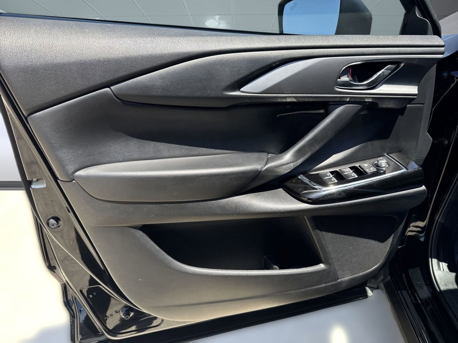 Used 2023 MAZDA CX-9 Touring image 21