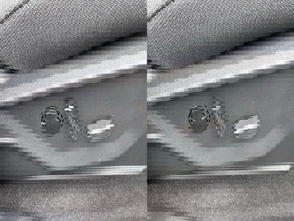 New 2025 Ford F150 XLT w/ Equipment Group 302A MID image 24