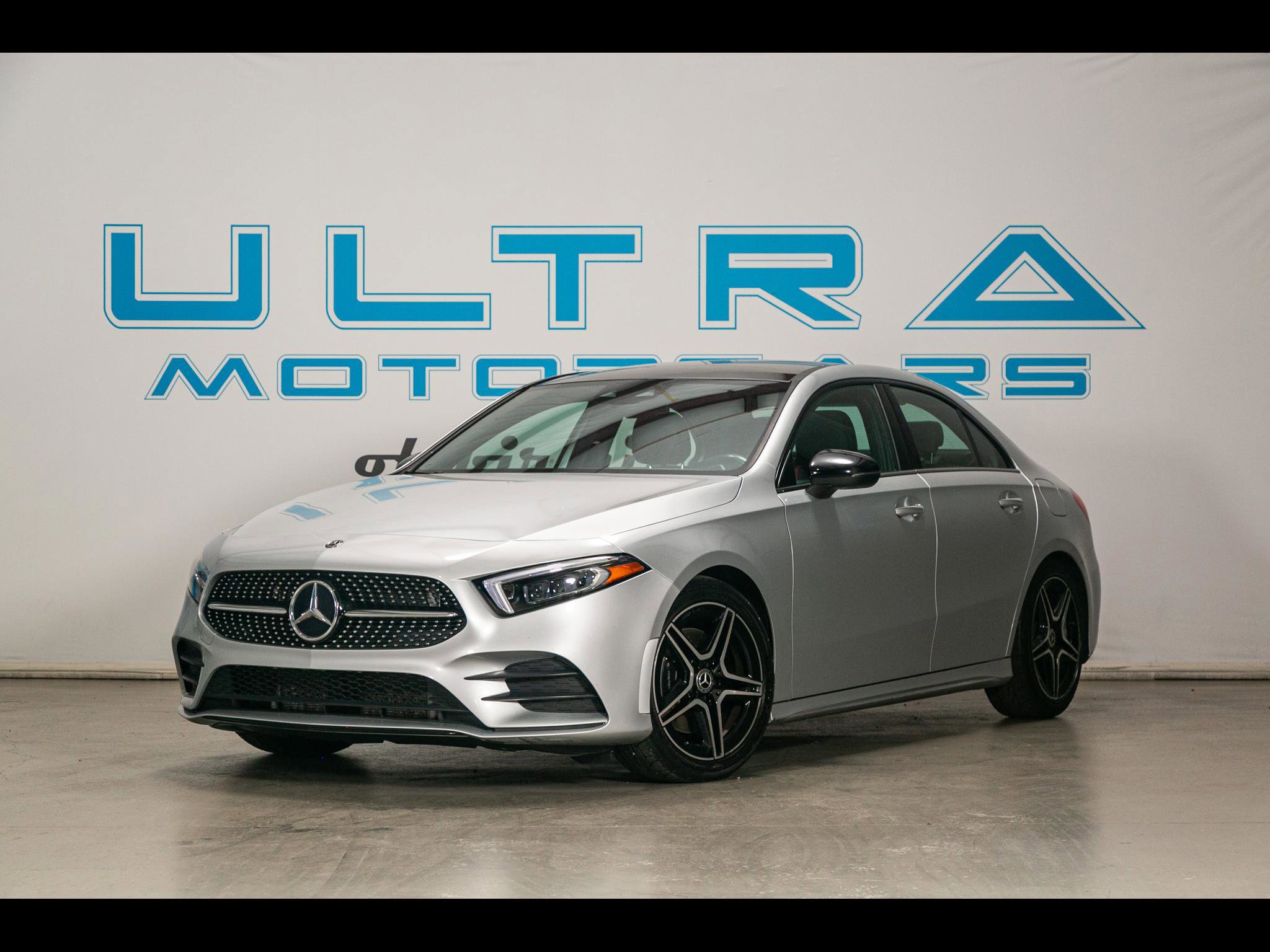 Used 2019 Mercedes-Benz A 220 4MATIC w/ AMG Line