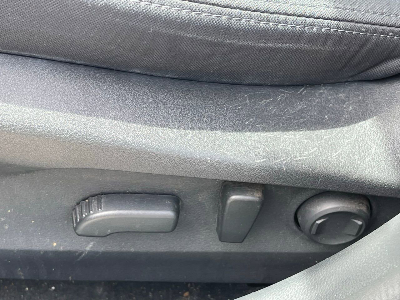 Used 2024 Subaru Outback Premium AWD/4WD image 10