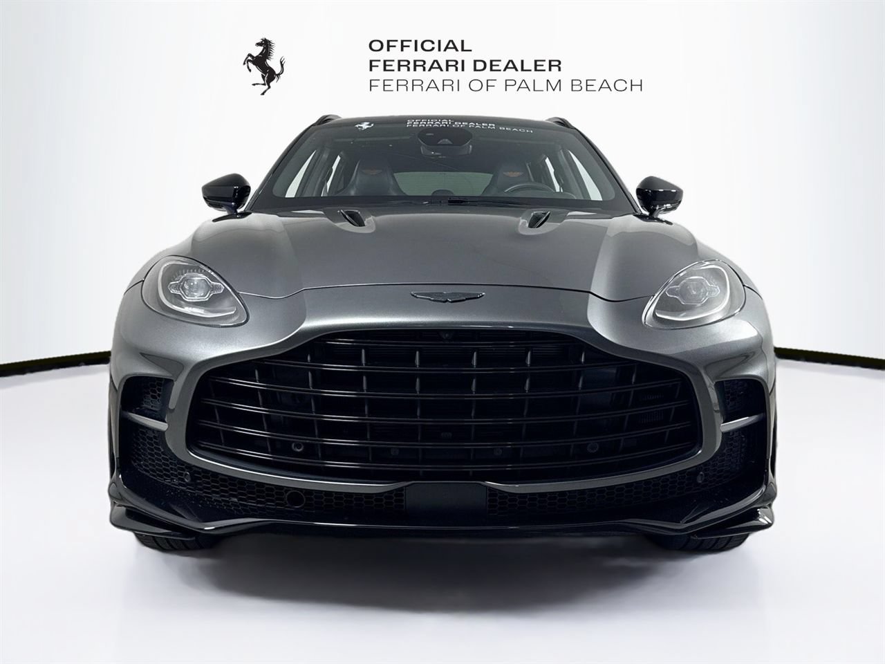 Used 2023 Aston Martin DBX 707 AWD/4WD image 2