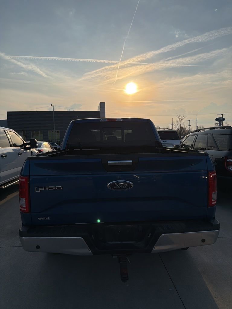 Used 2017 Ford F150 XLT w/ Equipment Group 302A Luxury image 6