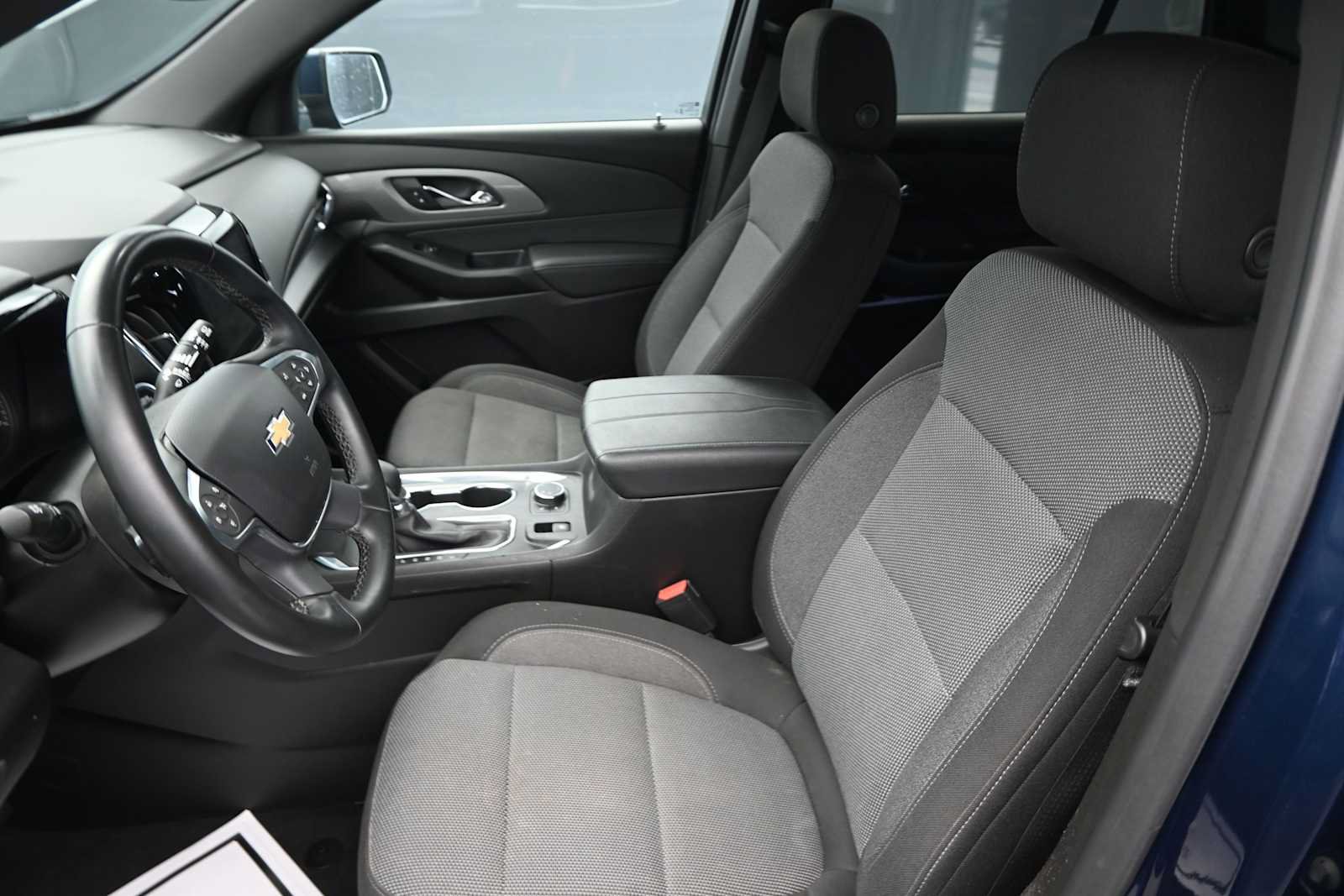 Used 2023 Chevrolet Traverse LT AWD/4WD image 21
