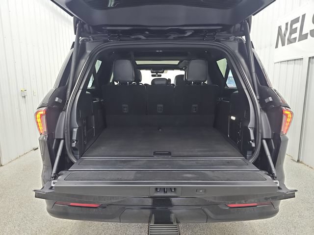 Used 2025 Lincoln Navigator L Reserve w/ Jet Appearance Package AWD/4WD image 22